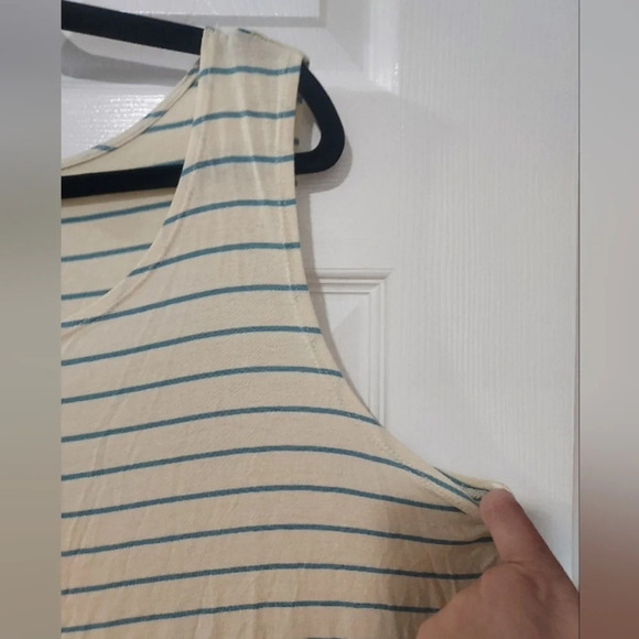 LOGO Lori Goldstein Cream & Blue Striped Tank Top in Size XL - Picture 6 of 8